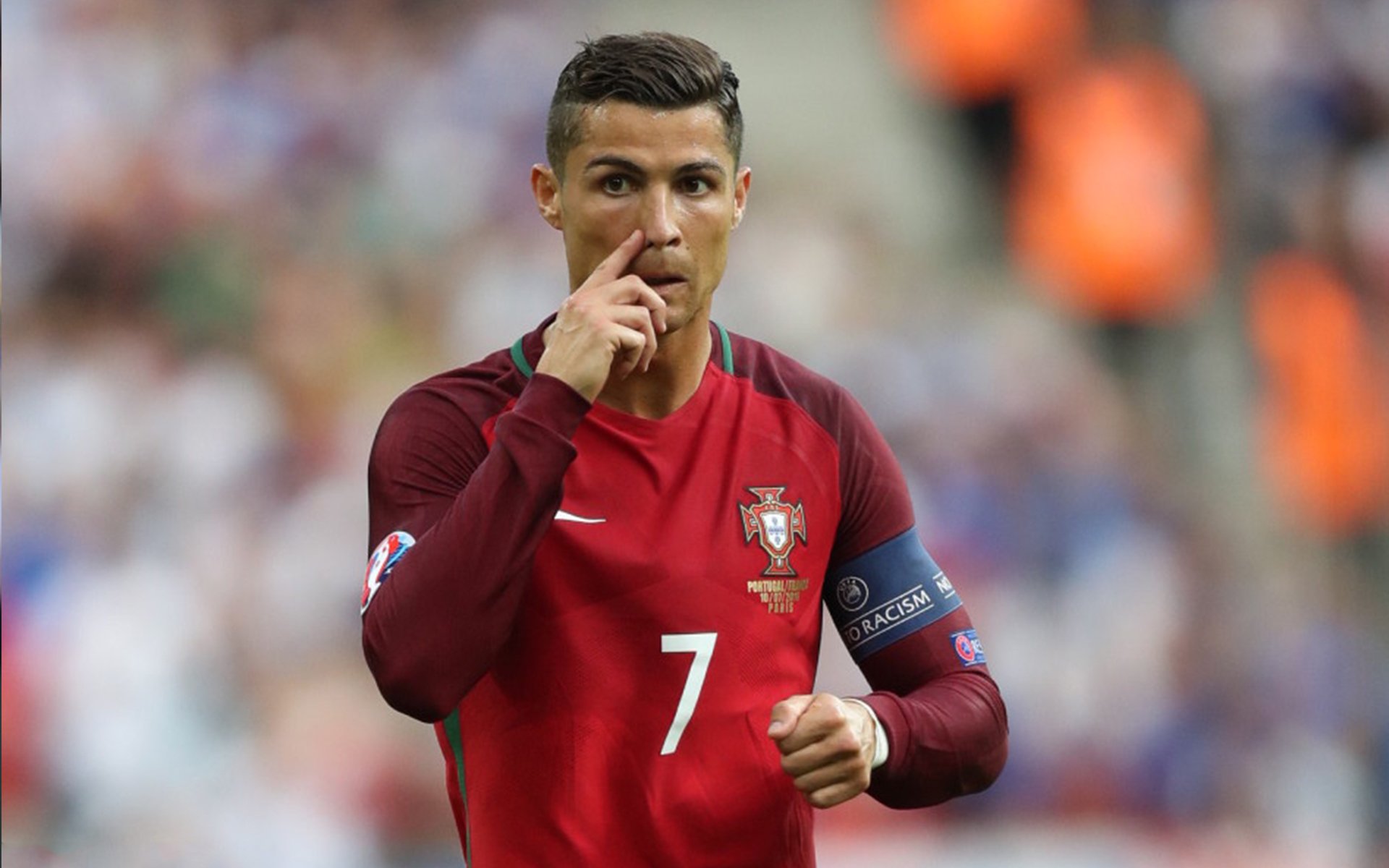 爱游戏官网充值-欧洲杯期间球迷互动活动盘点,欧洲杯气氛